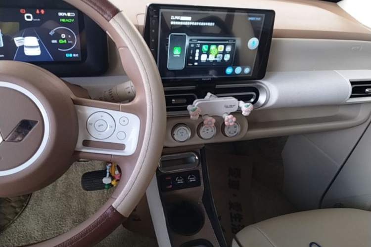 Used Wuling Hongguang MINIEV 2024 3rd Generation 215km Youth Edition Audio And AC Panel