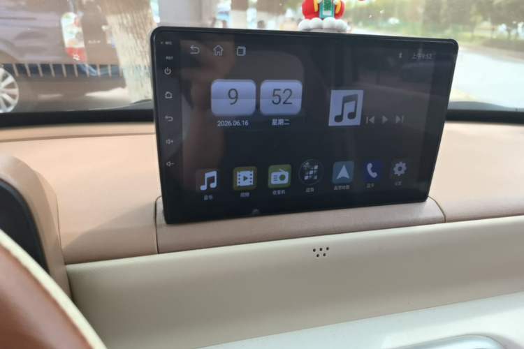 Used Wuling Hongguang MINIEV 2024 3rd Generation 215km Youth Edition Audio And AC Panel