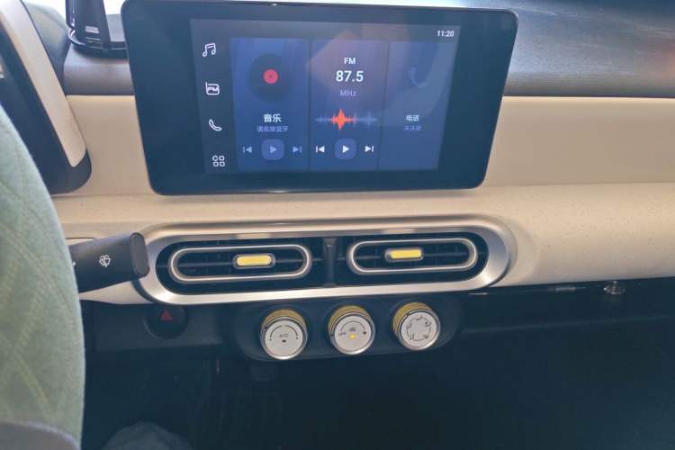 Used Wuling Hongguang MINIEV 2024 3rd Generation 215km Advanced Version Audio And AC Panel