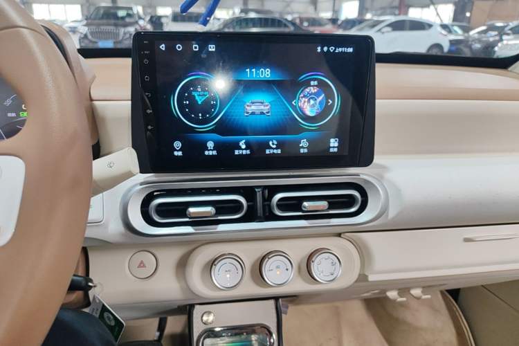 Used Wuling Hongguang MINIEV 2024 3rd Generation 215km Youth Edition Audio And AC Panel