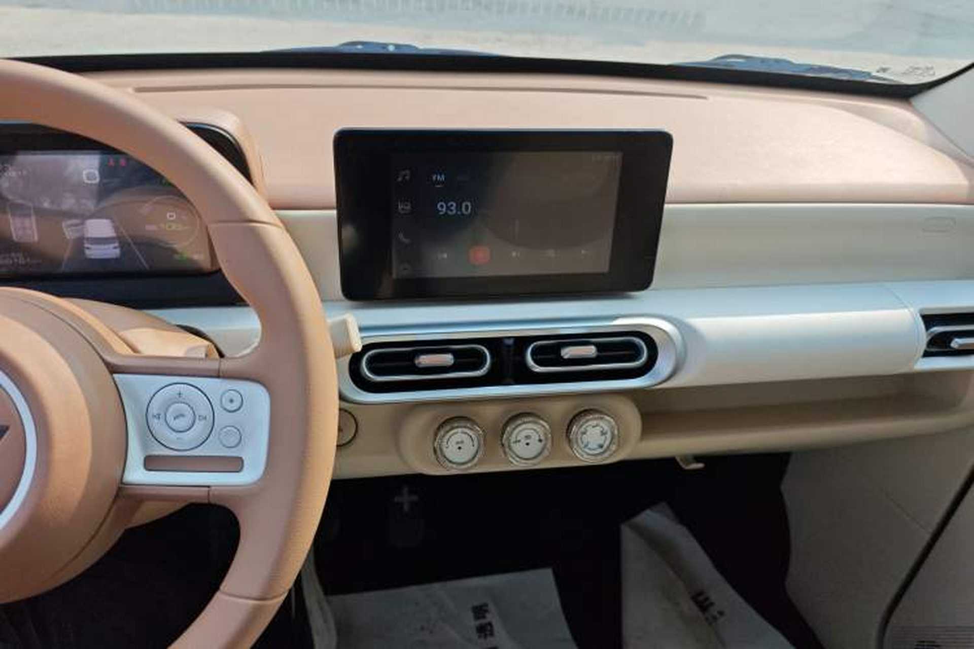 Used Wuling Hongguang MINIEV 2024 3rd Generation 170 km Audio And AC Panel