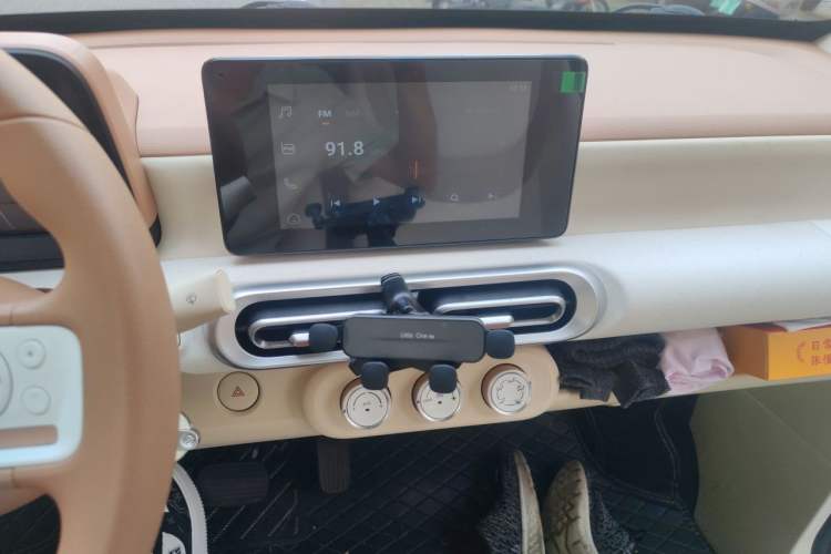 Used Wuling Hongguang MINIEV 2024 3rd Generation 215km Advanced Version Audio And AC Panel
