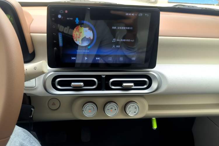 Used Wuling Hongguang MINIEV 2024 3rd Generation 215km Youth Edition Audio And AC Panel