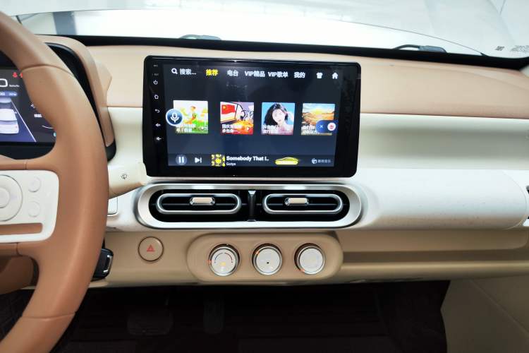 Used Wuling Hongguang MINIEV 2024 3rd Generation 215km Youth Edition Audio And AC Panel