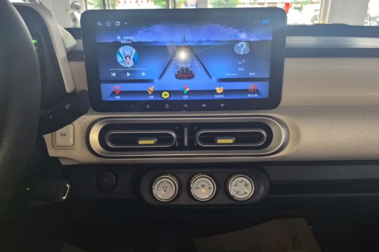 Used Wuling Hongguang MINIEV 2024 3rd Generation 215km Youth Edition Audio And AC Panel