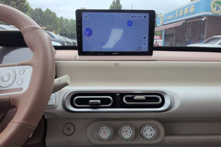 Used Wuling Hongguang MINIEV 2024 3rd Generation 215km Youth Edition Audio And AC Panel
