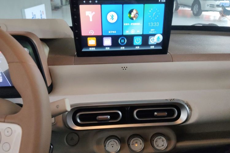 Used Wuling Hongguang MINIEV 2024 3rd Generation 215km Youth Edition Audio And AC Panel