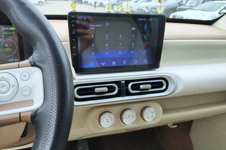 Used Wuling Hongguang MINIEV 2024 3rd Generation 215km Youth Edition Audio And AC Panel