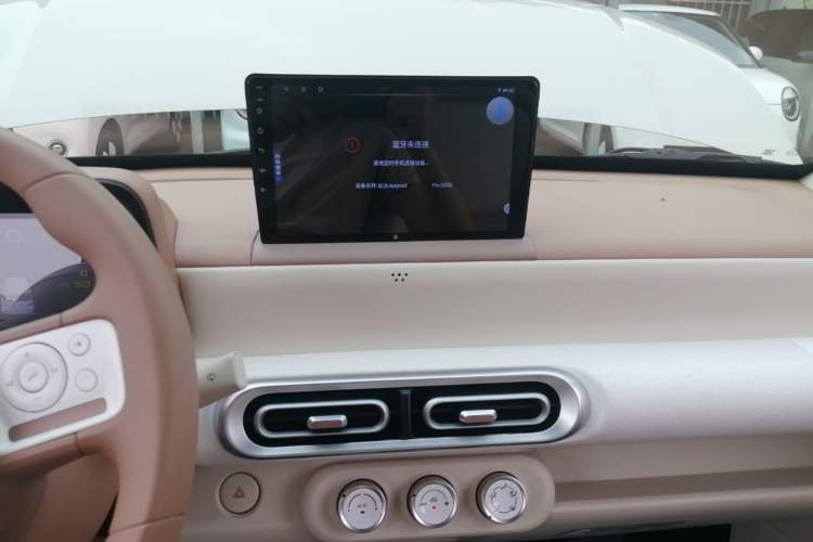 Used Wuling Hongguang MINIEV 2024 3rd Generation 215km Youth Edition Audio And AC Panel