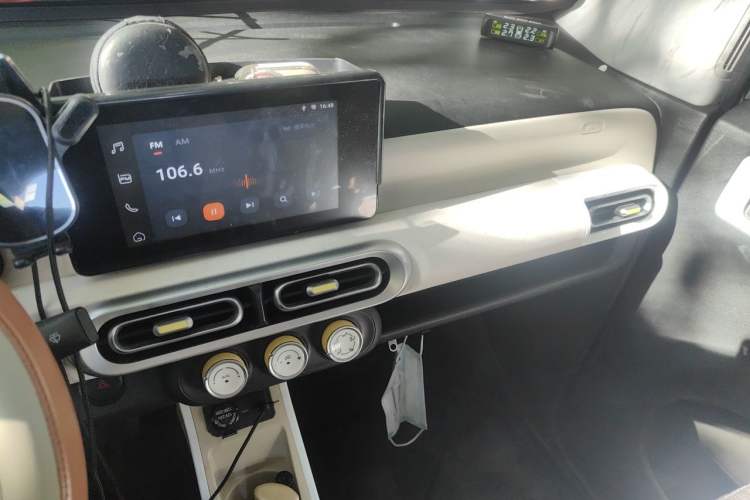 Used Wuling Hongguang MINIEV 2024 3rd Generation 215km Advanced Version Audio And AC Panel
