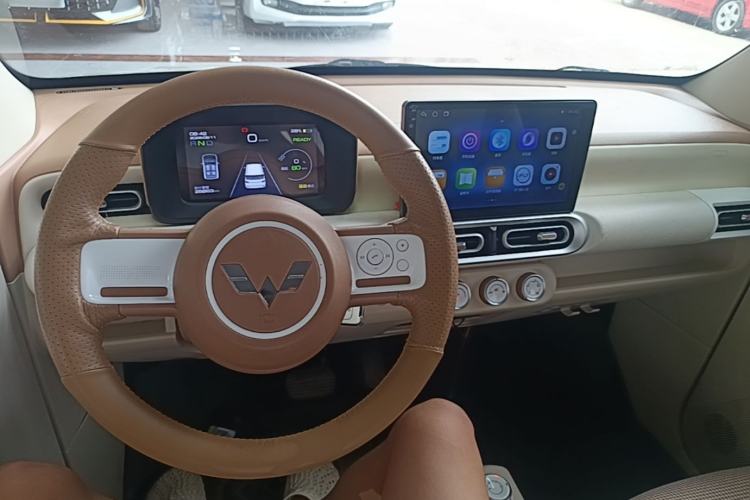 Used Wuling Hongguang MINIEV 2024 3rd Generation 215km Youth Edition Center Console