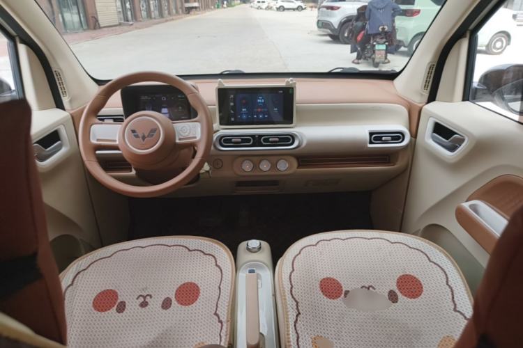 Used Wuling Hongguang MINIEV 2024 3rd Generation 215km Advanced Version Center Console