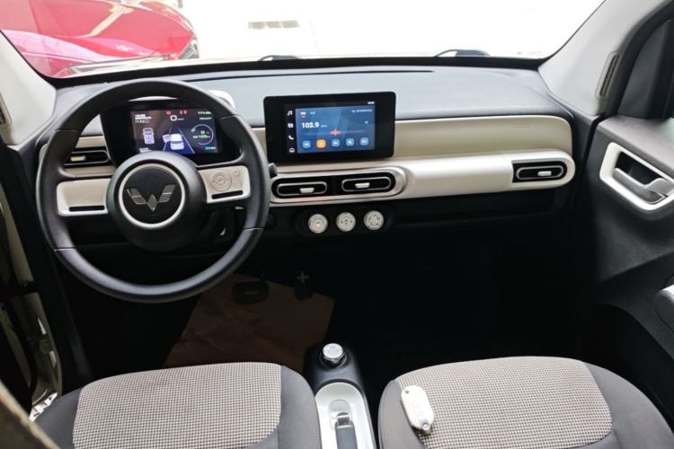 Used Wuling Hongguang MINIEV 2024 3rd Generation 215km Advanced Version Center Console