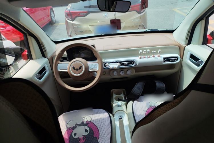 Used Wuling Hongguang MINIEV 2024 3rd Generation 215km Youth Edition Center Console