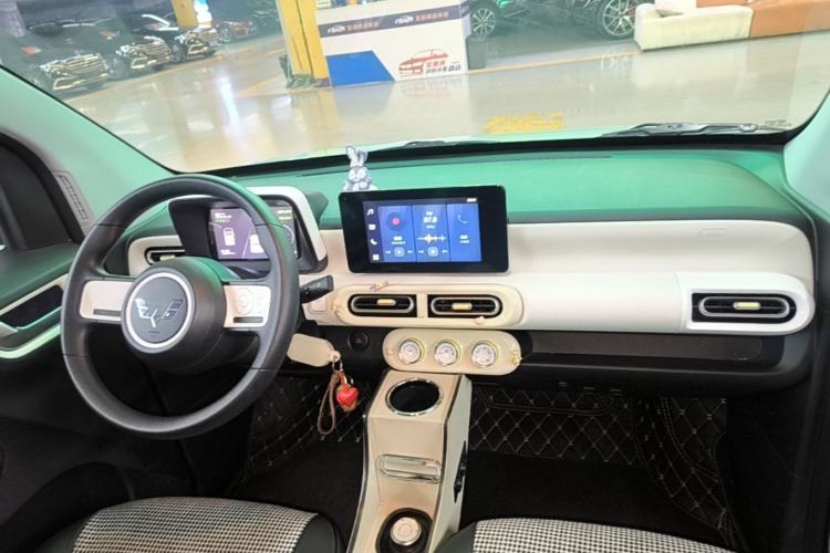 Used Wuling Hongguang MINIEV 2024 3rd Generation 215km Advanced Version Center Console