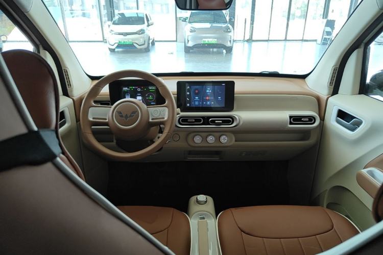 Used Wuling Hongguang MINIEV 2024 3rd Generation 215km Advanced Version Center Console