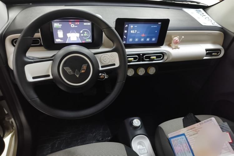 Used Wuling Hongguang MINIEV 2024 3rd Generation 215km Advanced Version Center Console