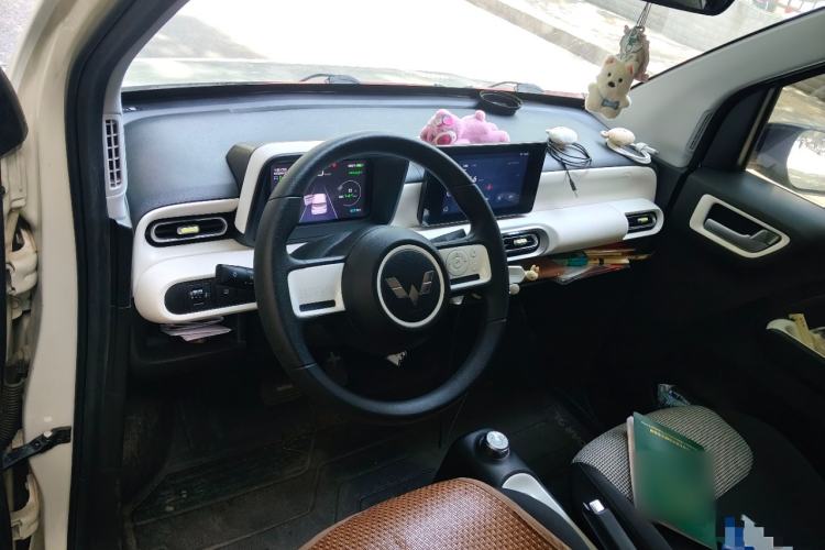 Used Wuling Hongguang MINIEV 2024 3rd Generation 215km Advanced Version Center Console