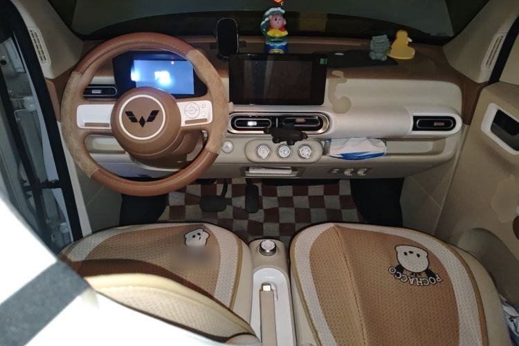 Used Wuling Hongguang MINIEV 2024 3rd Generation 215km Advanced Version Center Console