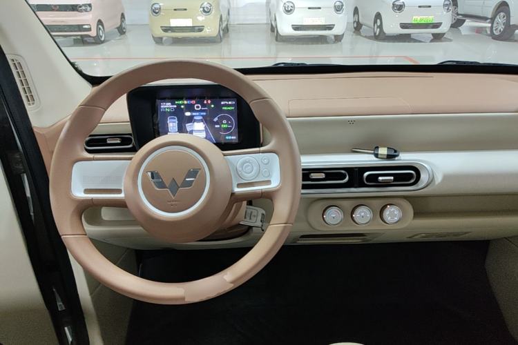 Used Wuling Hongguang MINIEV 2024 3rd Generation 215km Youth Edition Center Console