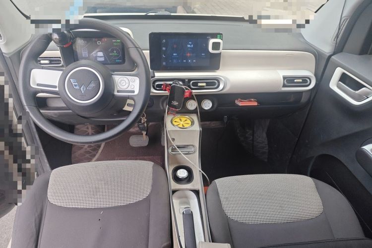 Used Wuling Hongguang MINIEV 2024 3rd Generation 215km Advanced Version Center Console