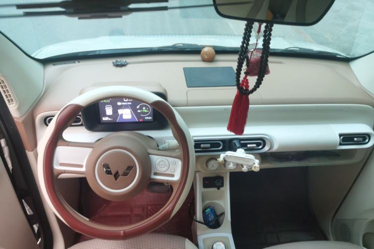Used Wuling Hongguang MINIEV 2024 3rd Generation 215km Youth Edition Center Console