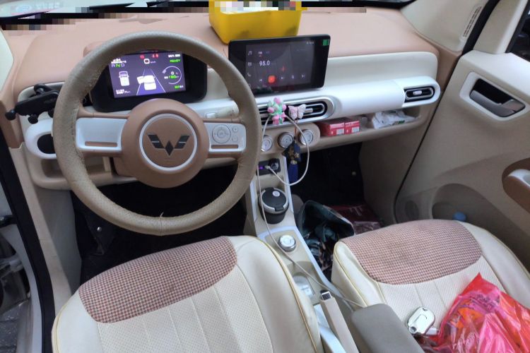 Used Wuling Hongguang MINIEV 2024 3rd Generation 215km Advanced Version Center Console