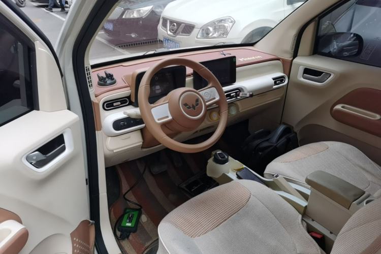 Used Wuling Hongguang MINIEV 2024 3rd Generation 215km Advanced Version Center Console