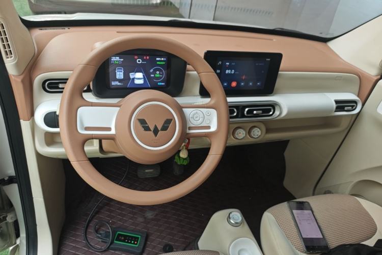 Used Wuling Hongguang MINIEV 2024 3rd Generation 215km Advanced Version Center Console