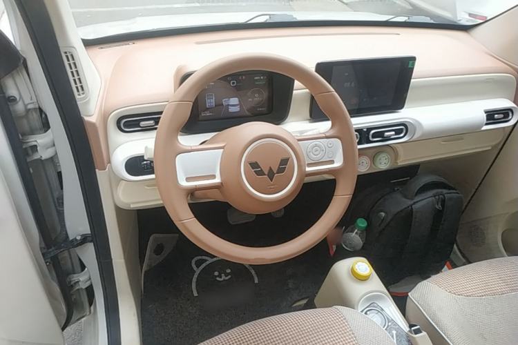 Used Wuling Hongguang MINIEV 2024 3rd Generation 215km Advanced Version Center Console