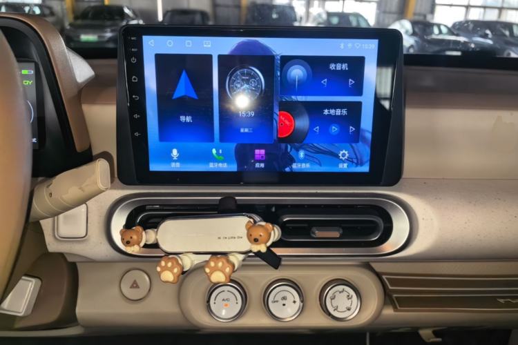 Used Wuling Hongguang MINIEV 2024 3rd Generation 215km Advanced Version Center Console