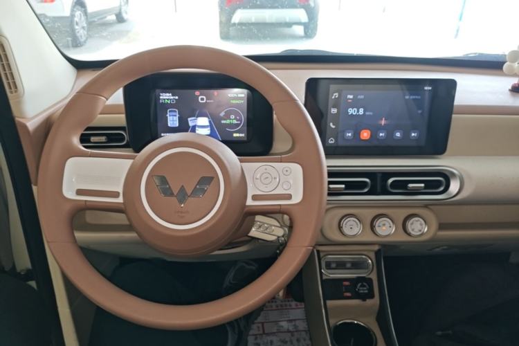 Used Wuling Hongguang MINIEV 2024 3rd Generation 215km Advanced Version Center Console
