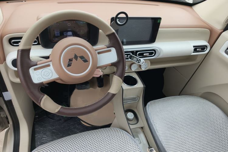 Used Wuling Hongguang MINIEV 2024 3rd Generation 215km Advanced Version Center Console