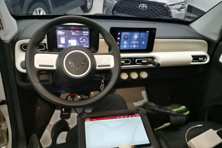 Used Wuling Hongguang MINIEV 2024 3rd Generation 215km Advanced Version Center Console
