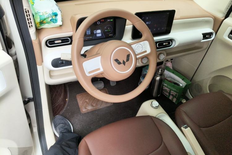 Used Wuling Hongguang MINIEV 2024 3rd Generation 215km Advanced Version Center Console