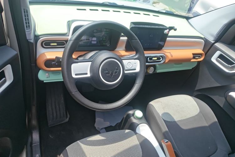 Used Wuling Hongguang MINIEV 2024 3rd Generation 215km Advanced Version Center Console