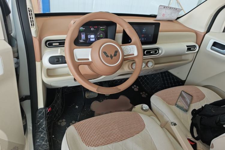 Used Wuling Hongguang MINIEV 2024 3rd Generation 215km Advanced Version Center Console