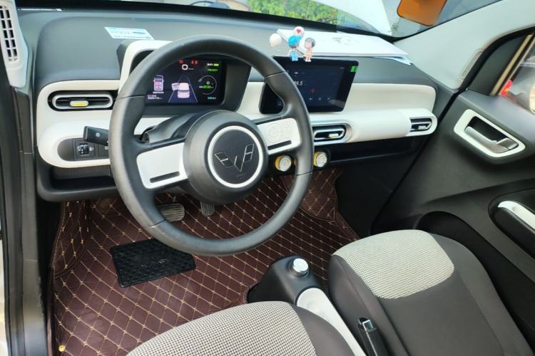 Used Wuling Hongguang MINIEV 2024 3rd Generation 215km Advanced Version Center Console