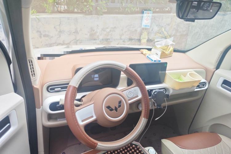 Used Wuling Hongguang MINIEV 2024 3rd Generation 215km Advanced Version Center Console
