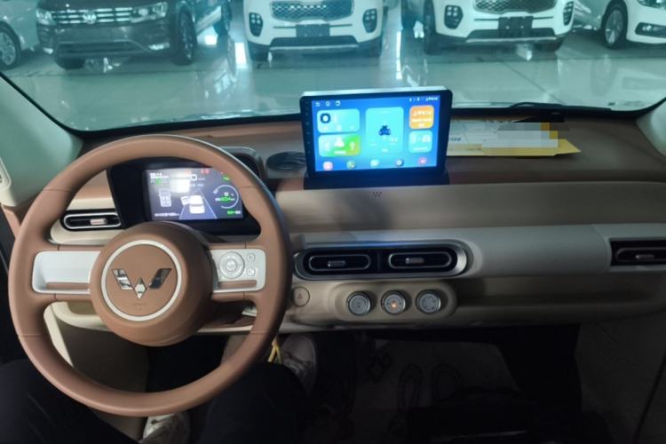 Used Wuling Hongguang MINIEV 2024 3rd Generation 215km Youth Edition Center Console