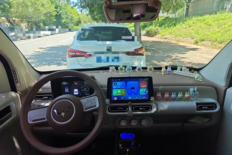 Used Wuling Hongguang MINIEV 2024 3rd Generation 215km Youth Edition Center Console