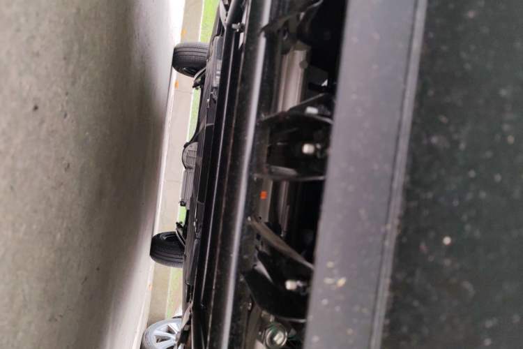 Used Wuling Hongguang MINIEV 2024 3rd Generation 215km Youth Edition Chassis Front