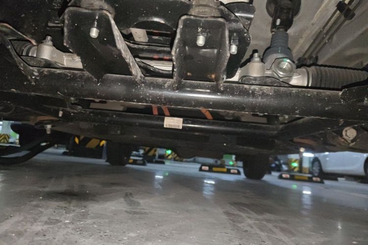 Used Wuling Hongguang MINIEV 2024 3rd Generation 215km Youth Edition Chassis Front
