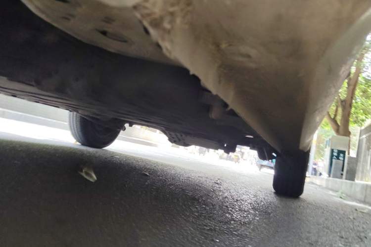 Used Wuling Hongguang MINIEV 2024 3rd Generation 215km Advanced Version Chassis Front Left