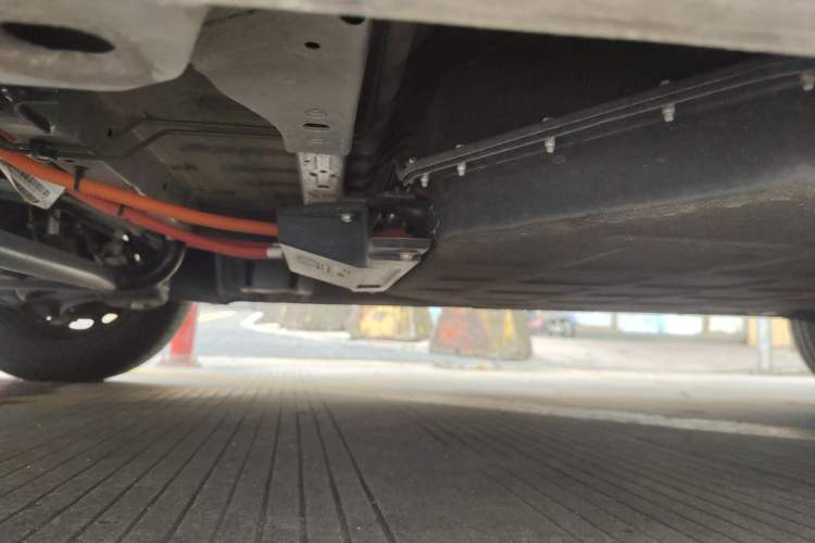Used Wuling Hongguang MINIEV 2024 3rd Generation 215km Youth Edition Chassis Front Left