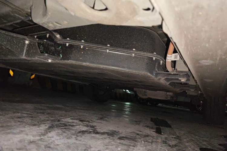 Used Wuling Hongguang MINIEV 2024 3rd Generation 215km Youth Edition Chassis Front Left