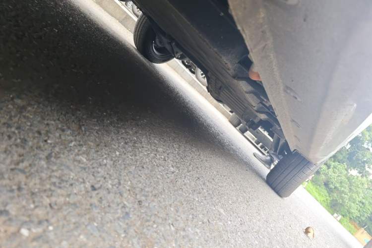 Used Wuling Hongguang MINIEV 2024 3rd Generation 215km Youth Edition Chassis Front Left