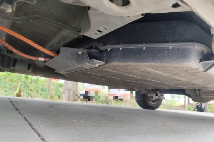 Used Wuling Hongguang MINIEV 2024 3rd Generation 215km Youth Edition Chassis Front Left