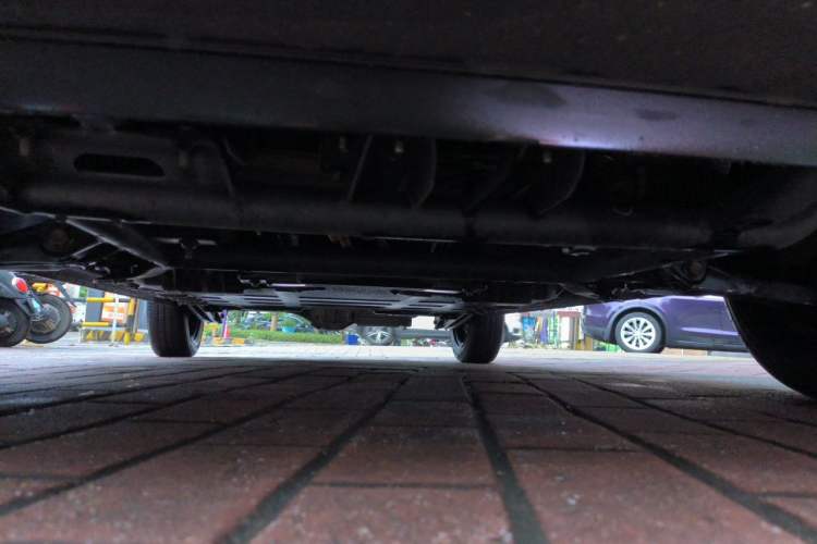 Used Wuling Hongguang MINIEV 2024 3rd Generation 215km Advanced Version Chassis Front