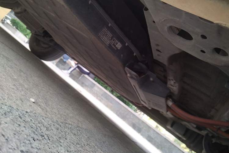 Used Wuling Hongguang MINIEV 2024 3rd Generation 215km Advanced Version Chassis Front Right